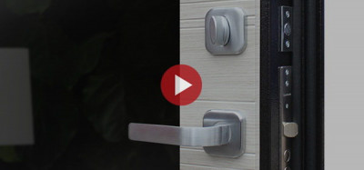 Стальная дверь "Спартак" с зеркалом