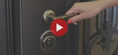 Стальная дверь "Аляска" с окном и лазерной резкой (терморазрыв)