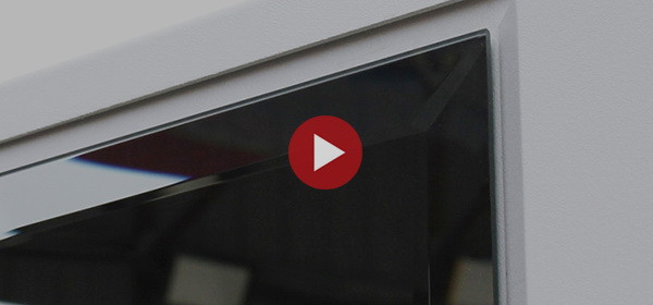 Стальная дверь "Ливерпуль с зеркалом"