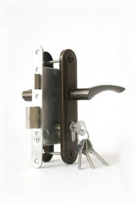 Замок Zenit (Зенит) врезной цилиндровый с защёлкой в комплекте с ручкой ЗВ4-3.07 (бронза), 4 кл.