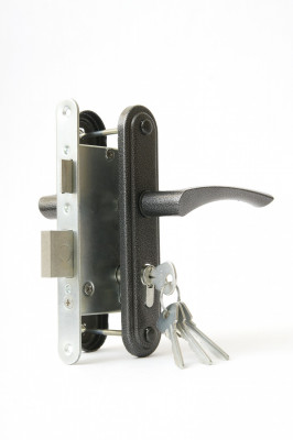 Замок Zenit (Зенит) врезной цилиндровый с защёлкой в комплекте с ручкой ЗВ4-3.07 (серебро), 4 кл.