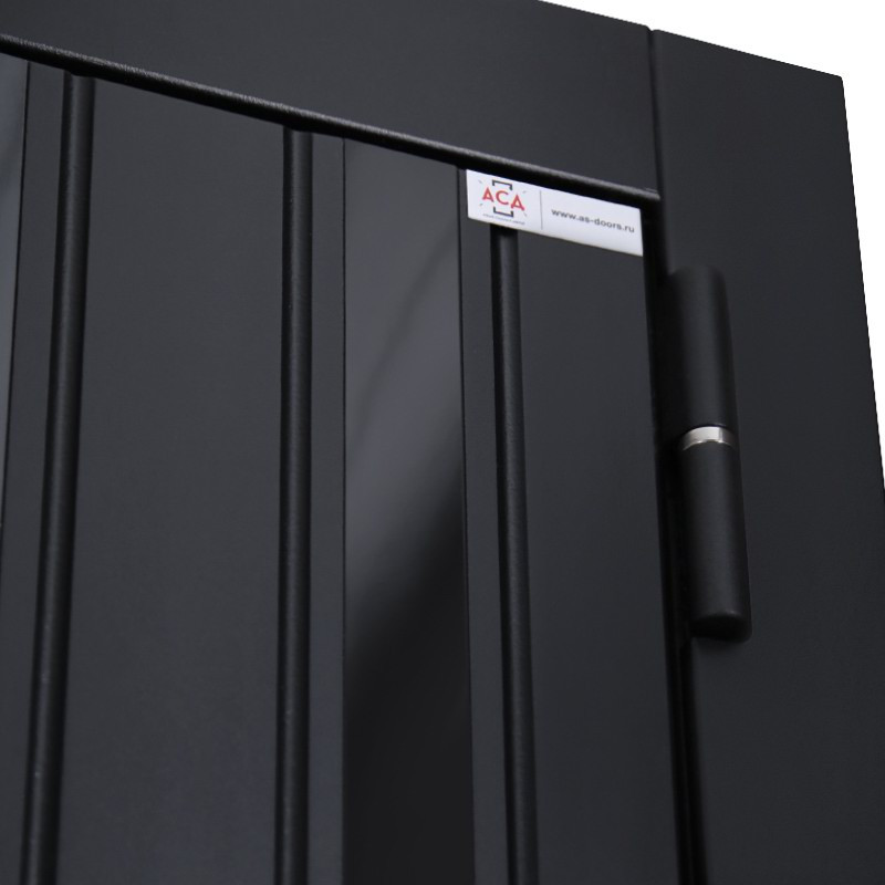 Стальная дверь "Solana" с зеркалом